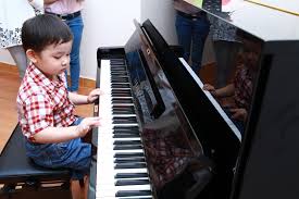 7 Gợi ý giúp bạn chơi đàn Piano giỏi thành thạo các bản nhạc